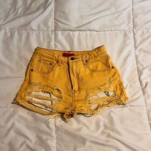 Yellow “Signature 8” jean shorts, size: small